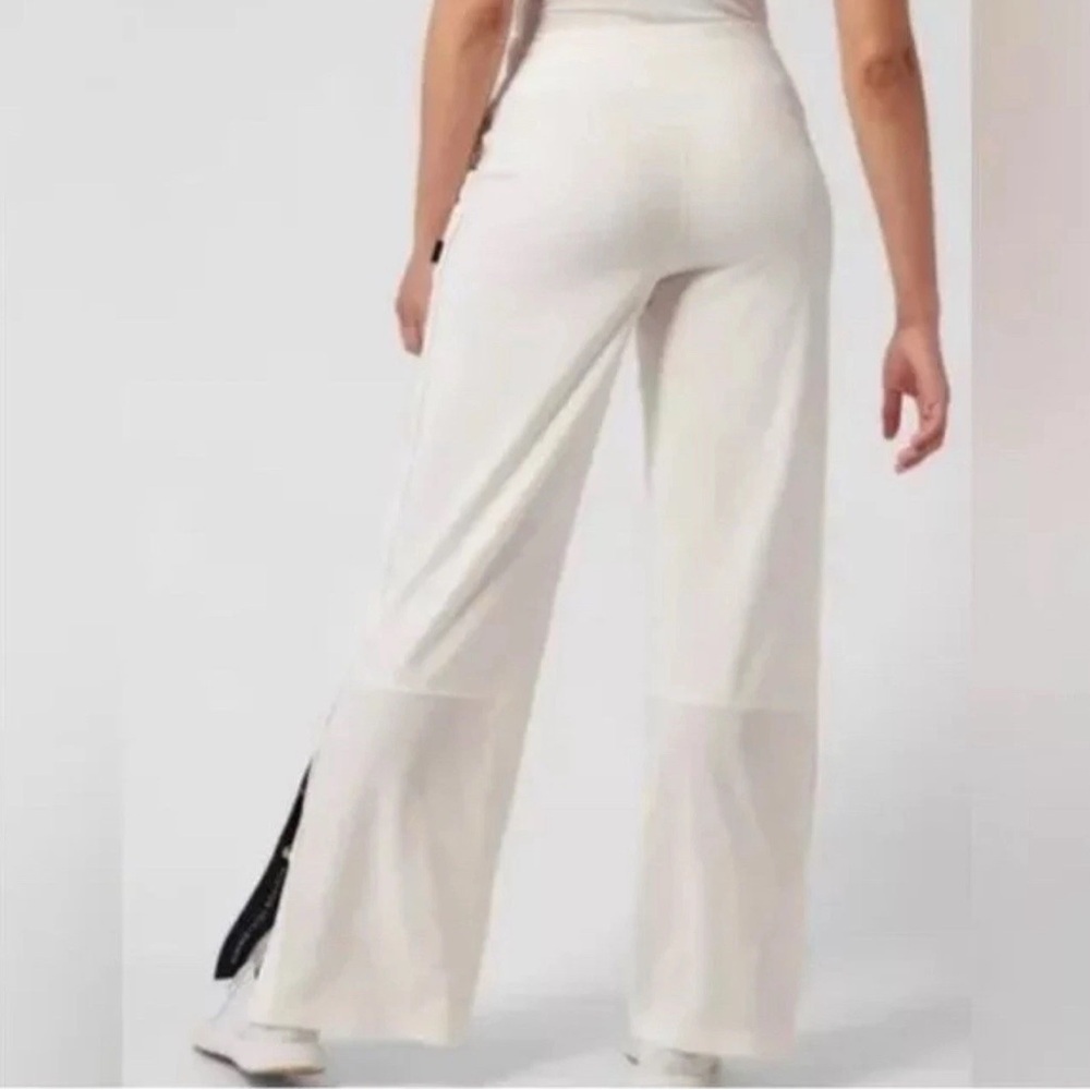 Athleta Allyson Felix Women's Cream Pants Large - Picture 2 of 11